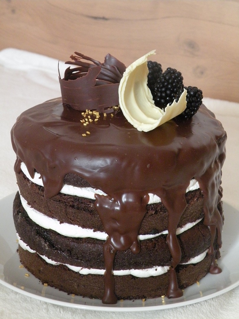 Naked barrel cake - nahý dort