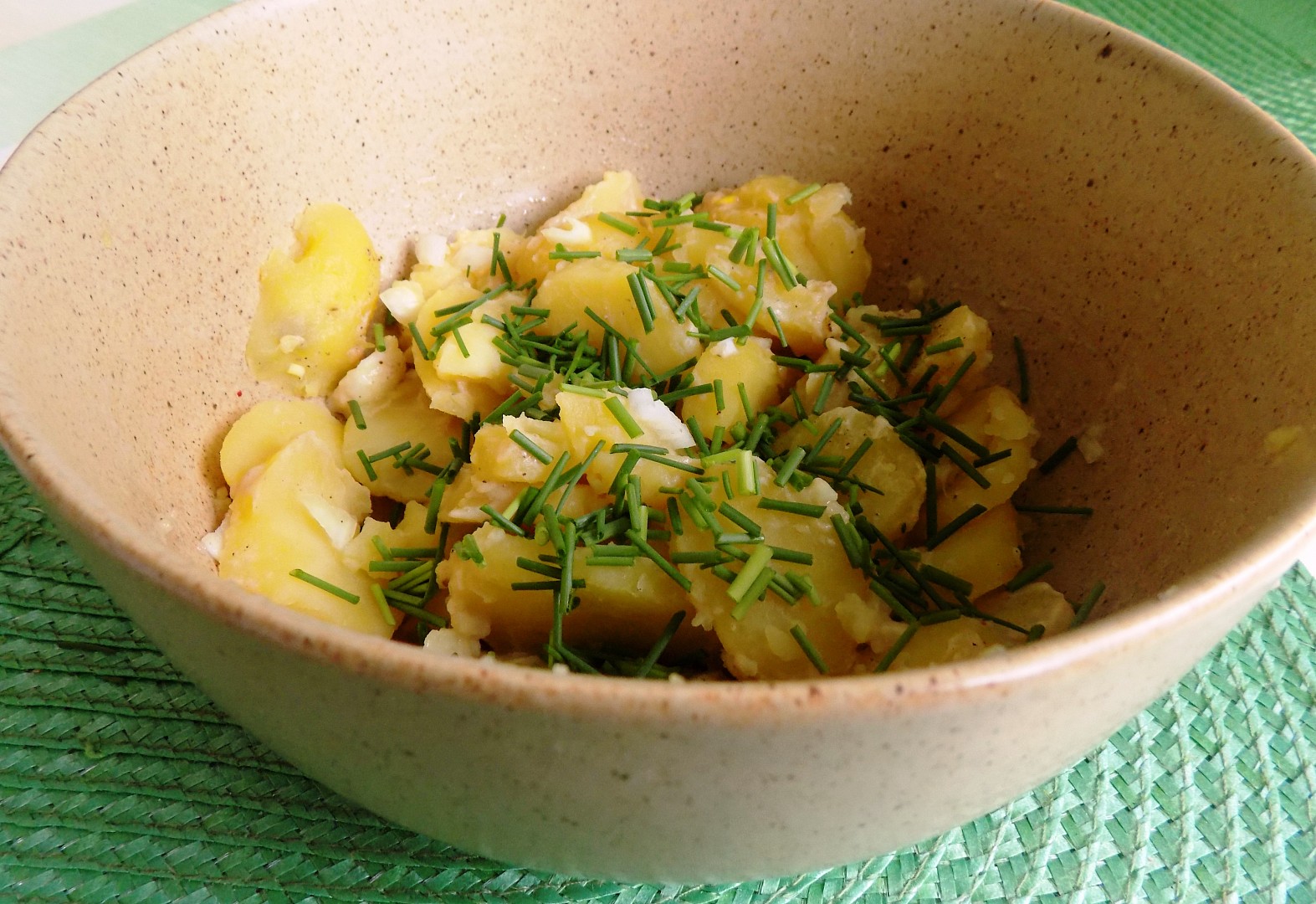 Německý bramborový salát recept 