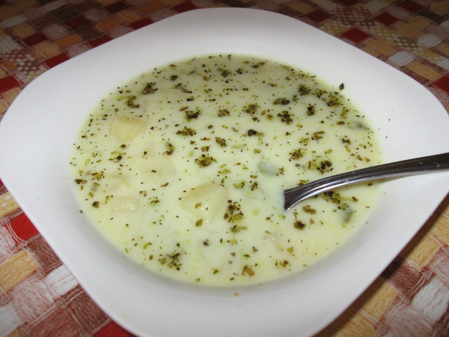 Pórková polévka s taveným sýrem recept 