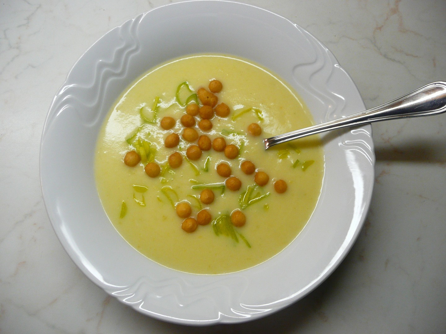Smetanová pórková polévka recept 