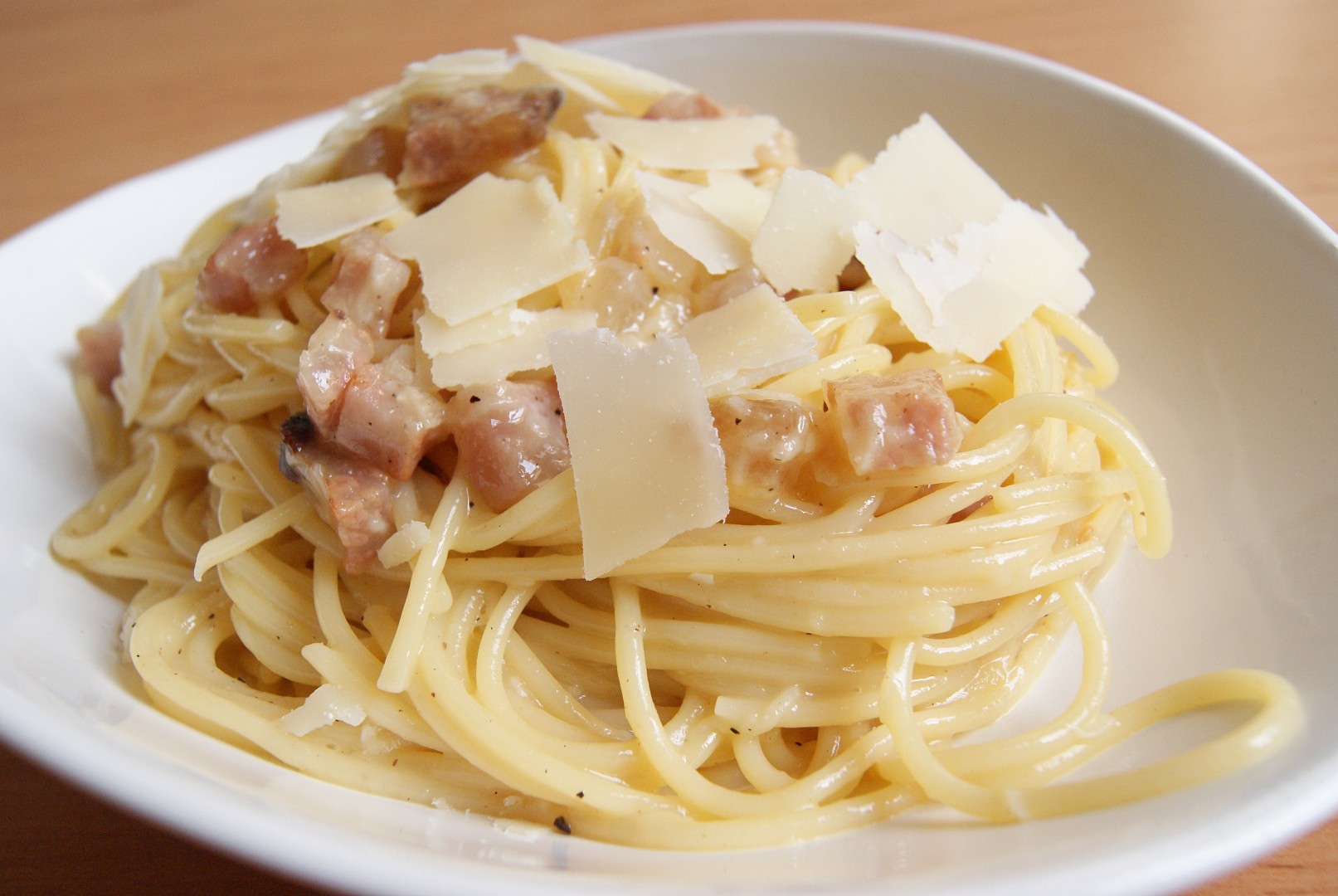 Spaghetti carbonara recept 